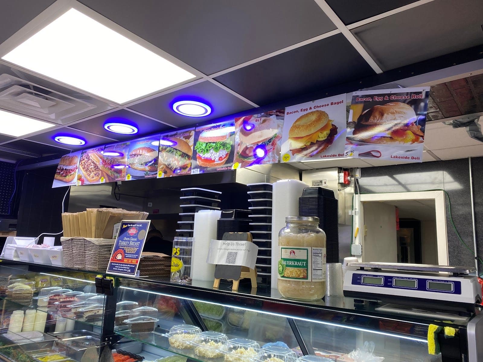 Lakeside Deli — photo 3