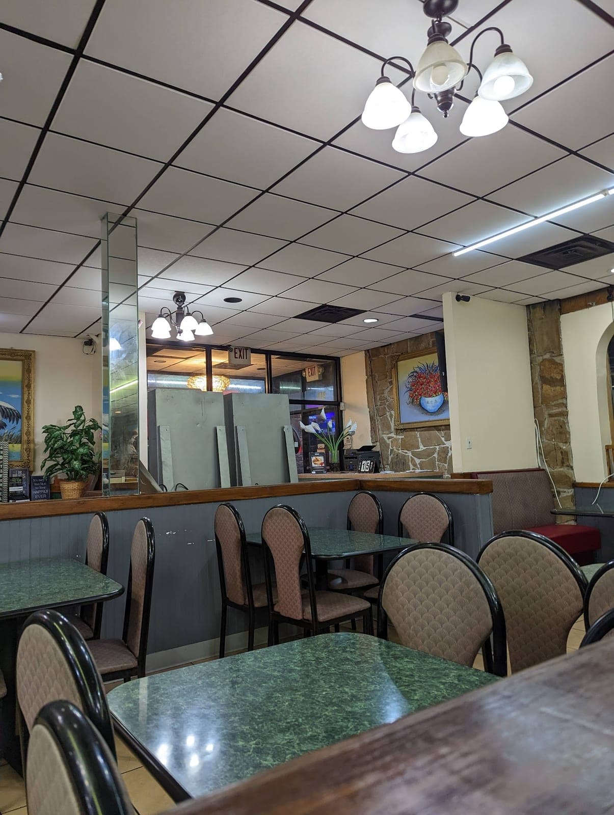 Chicago Style Gyros At Harding Place — photo 1