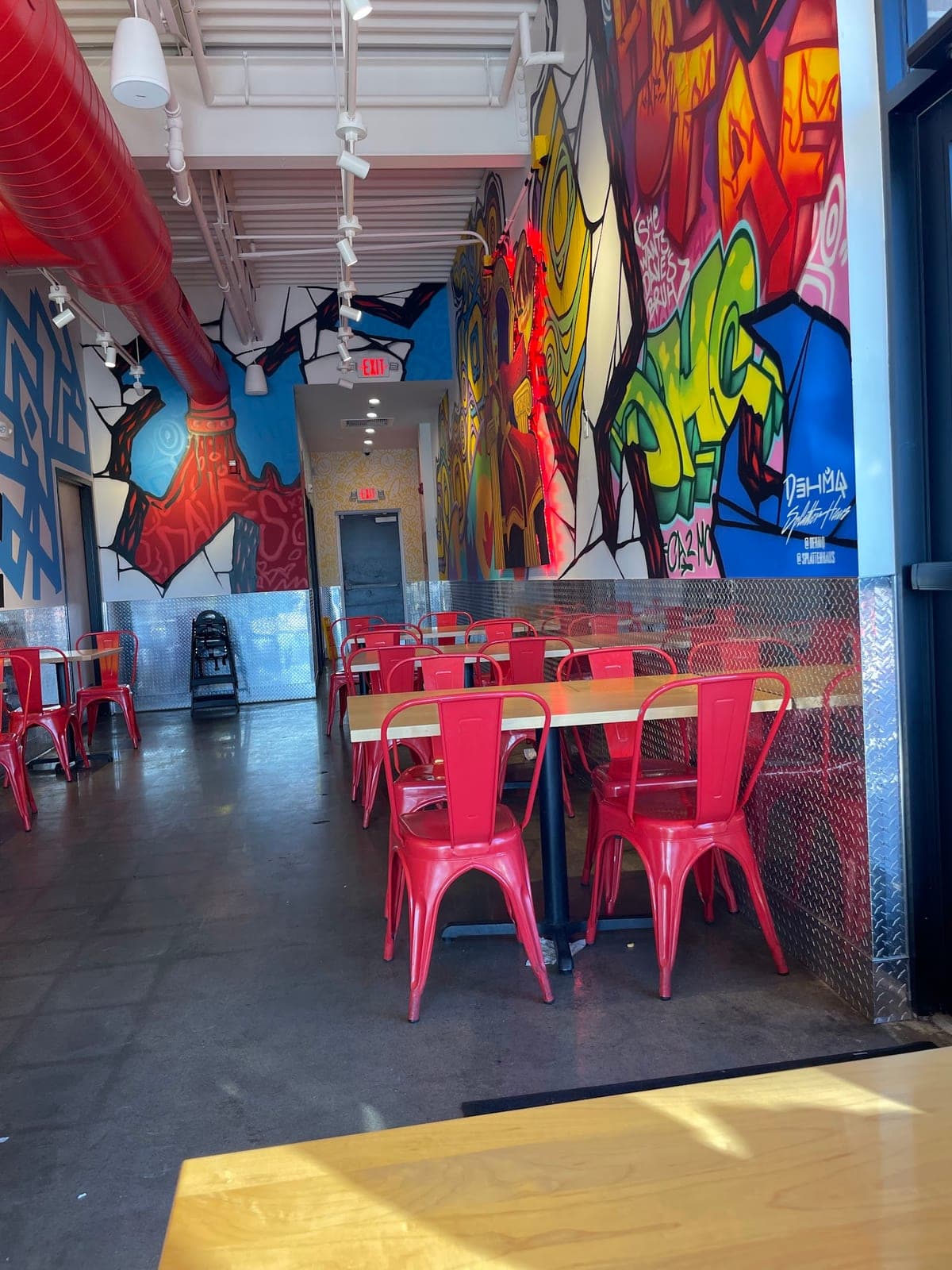 Dave's Hot Chicken — photo 2
