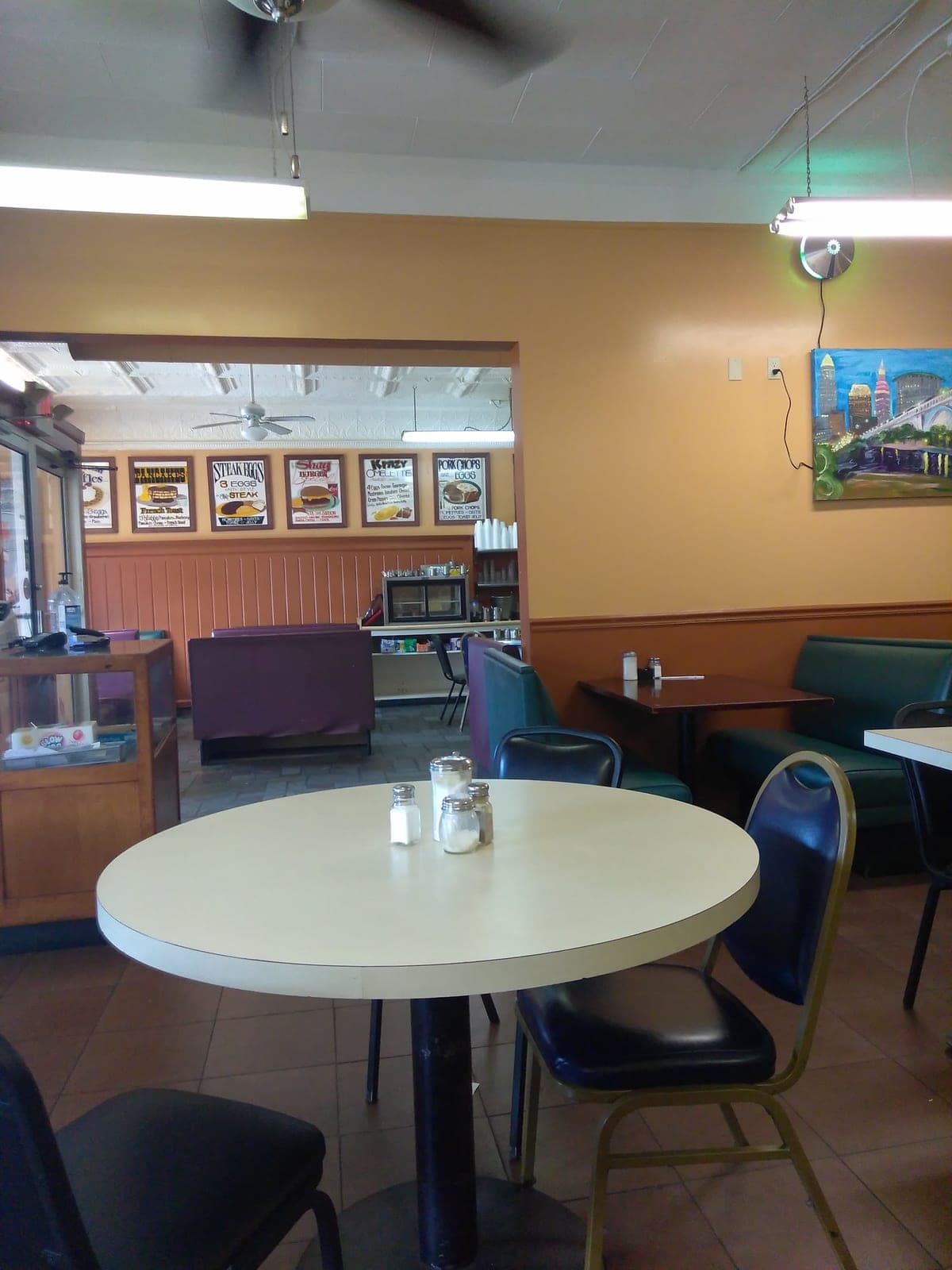 Shay's — photo 3
