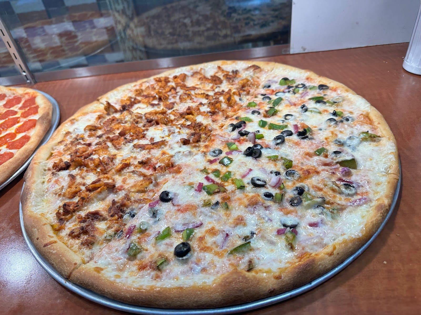 Crown Fried Chicken & Pizza — photo 6