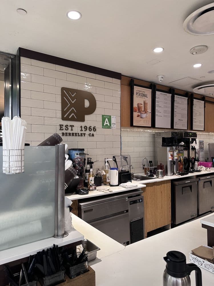 Peet's Coffee — photo 1