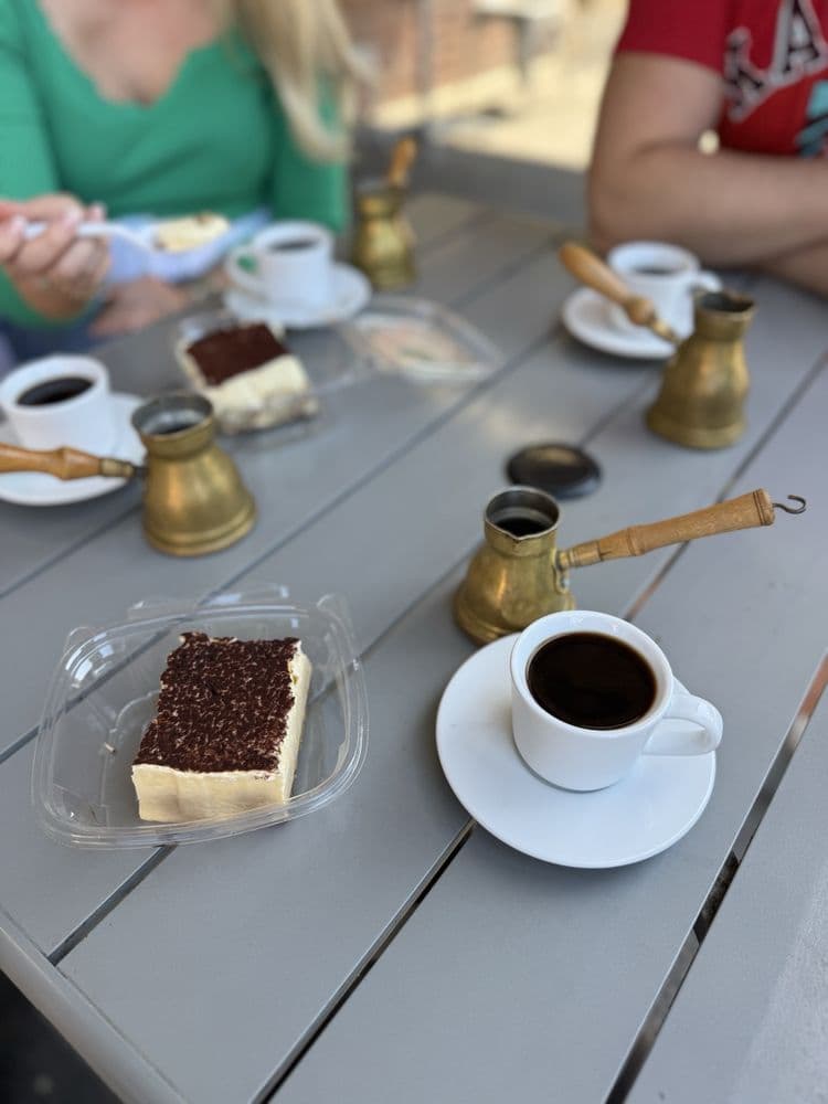 Aladdin Cafe — photo 1
